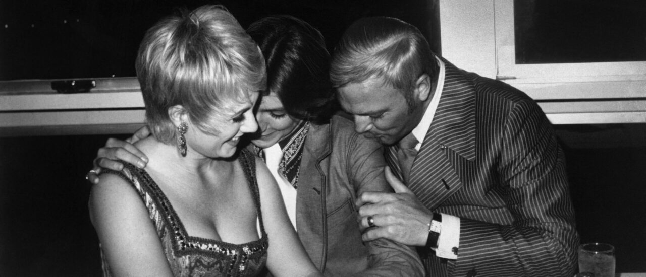 Shirley Jones, stepson David Cassidy, husband Jack Cassidy, 1971