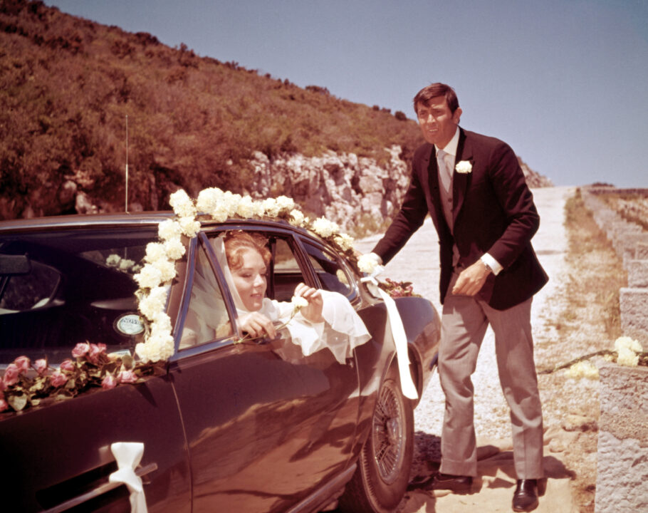 ON HER MAJESTY'S SECRET SERVICE, Diana Rigg, George Lazenby, 1969.
