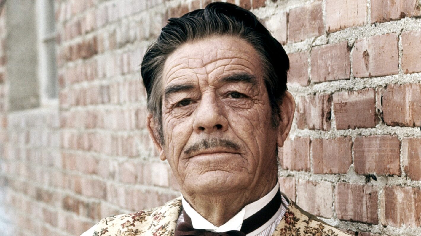 The Heartbreaking Reason Glenn Strange Left 'Gunsmoke'