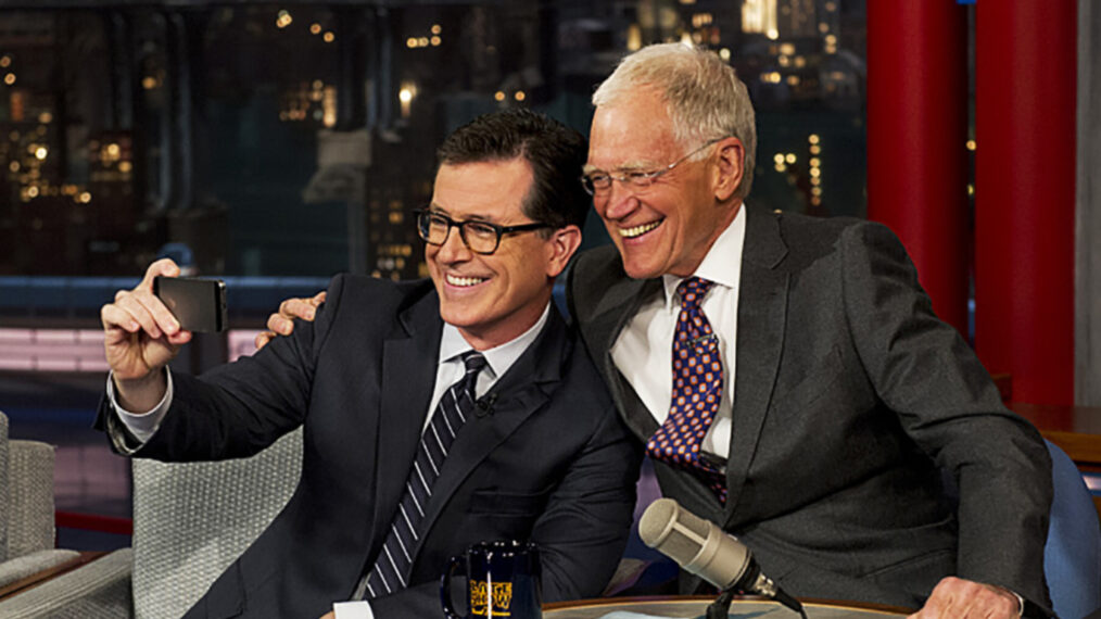 LATE SHOW WITH DAVID LETTERMAN, (from left): Stephen Colbert, host David Letterman, (Season 22, aired April 22, 2015).