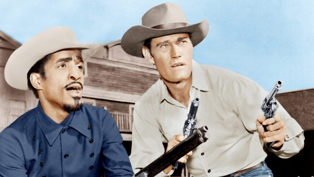 THE RIFLEMAN, from left: Sammy Davis Jr., Chuck Connors, 'The Most Amazing Man', (Season 5, ep. 509, aired Nov. 26, 1962), 1958-63.