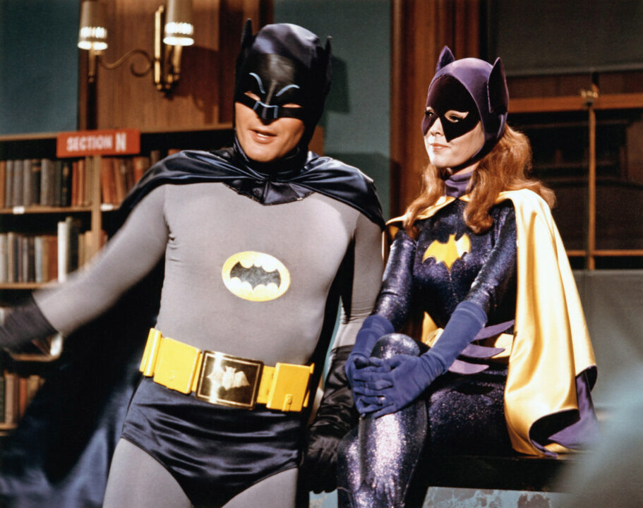 BATMAN, (from left): Adam West, Yvonne Craig, 'Enter Batgirl, Exit Penguin', (Season 3, aired Sept. 14, 1967), 1966-68. TM and Copyright 
