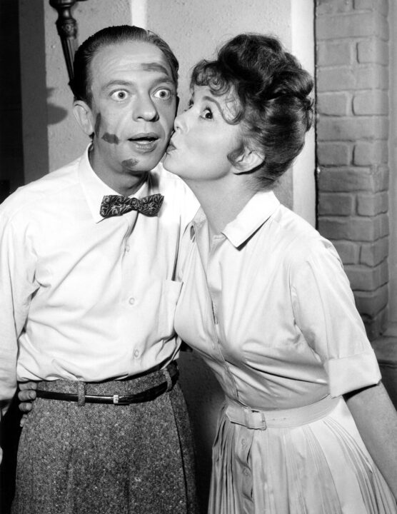 THE ANDY GRIFFITH SHOW, from left, Don Knotts, Betty Lynn, 1960-68 (ca. 1962 photo)