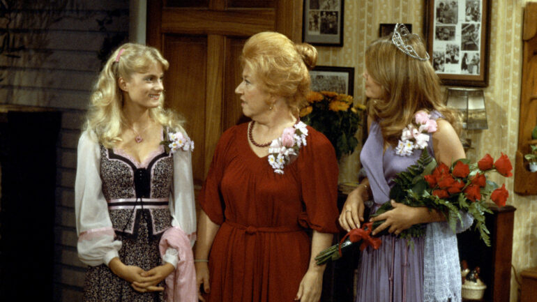 THE FACTS OF LIFE, (from left): Julie Anne Haddock, Charlotte Rae, Lisa Whelchel, 'Rough Housing', (Season 1, aired August 24, 1979), 1979-1988. © Embassy Pictures / Courtesy: Everett Collection