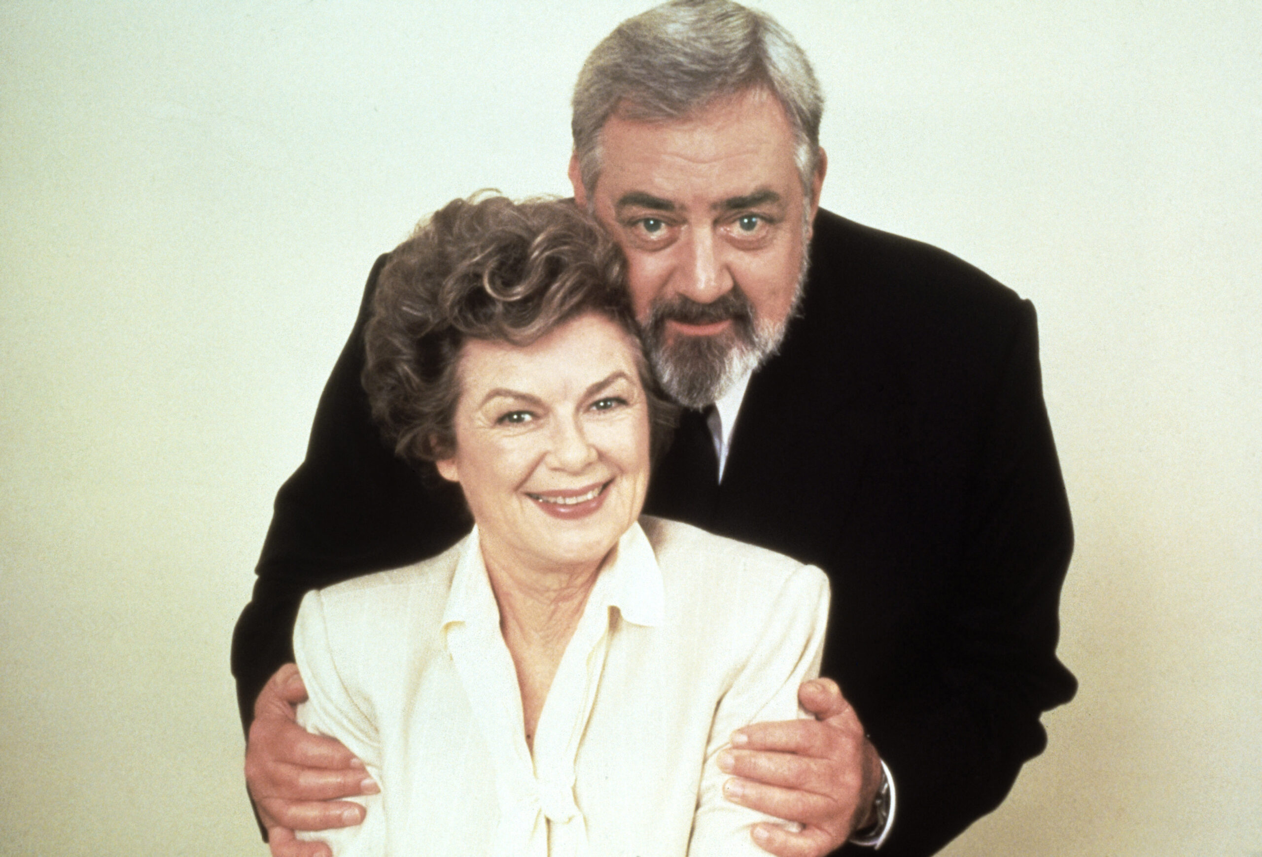 PERRY MASON: THE CASE OF THE RECKLESS ROMEO, from left: Barbara Hale, Raymond Burr, 1992, © NBC/courtesy Everett Collection