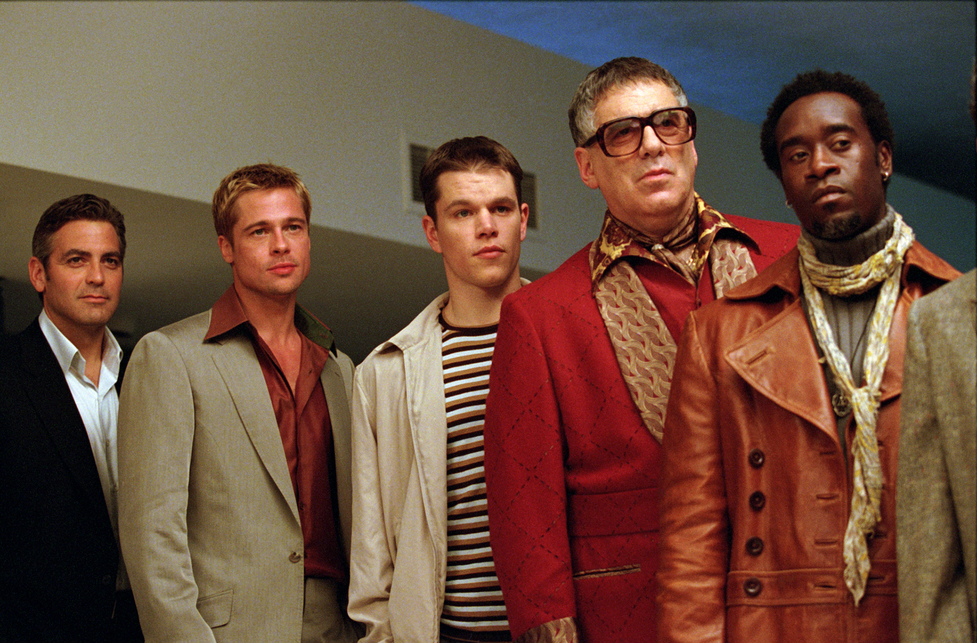 OCEAN'S ELEVEN, George Clooney, Brad Pitt, Matt Damon, Elliott Gould, Don Cheadle, 2001.