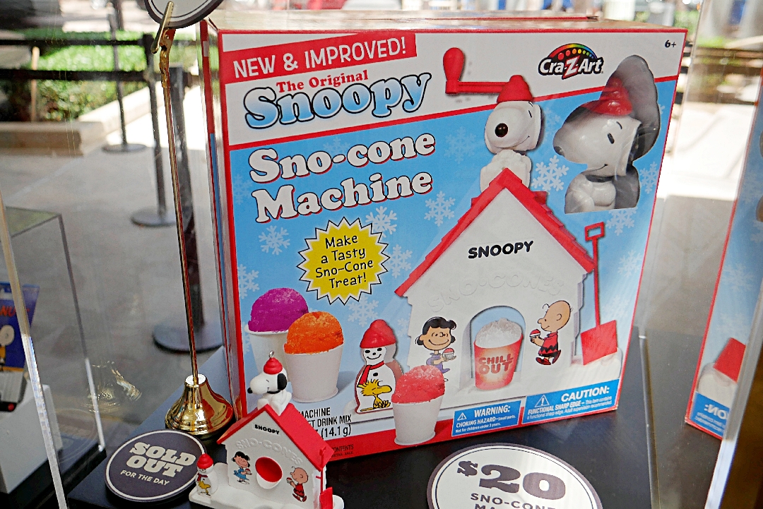 Snoopy Sno Cone machine