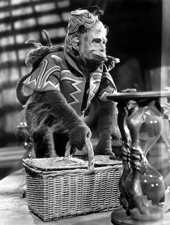 THE WIZARD OF OZ, 'flying monkey', 1939