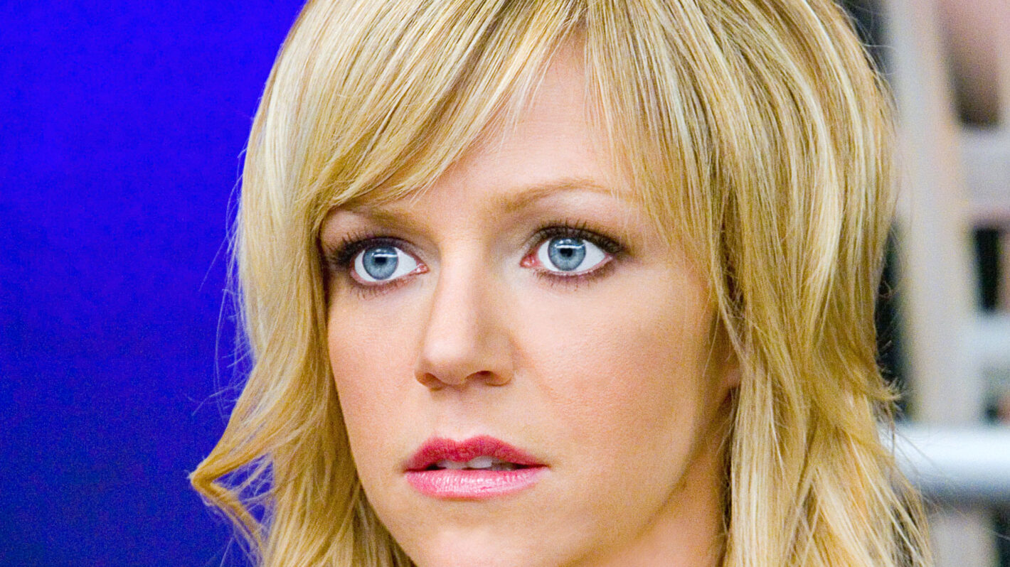 Drew Carey Remembers Telling Kaitlin Olson ‘You Should Have Your Own Show’ in 2002 (Exclusive)