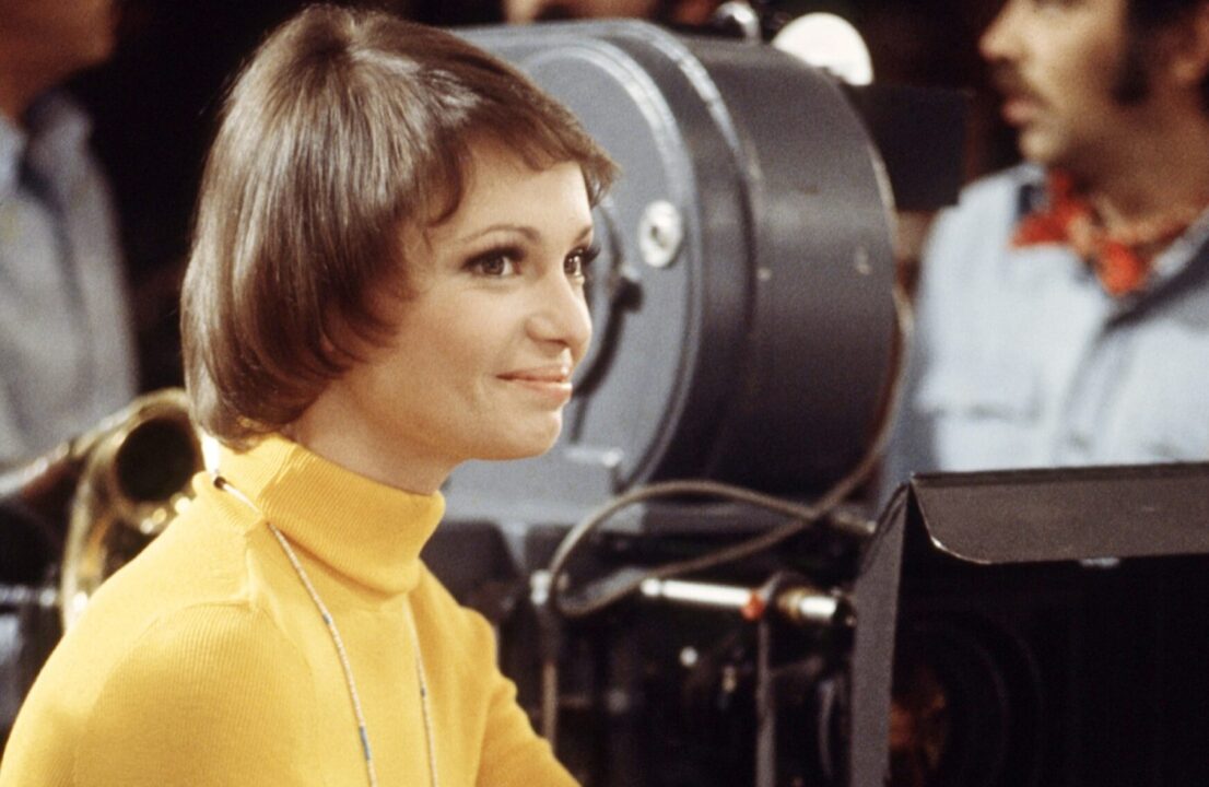 KAREN, Karen Valentine, March, 1971, on-set. ph: Tim Thimmes / TV Guide / courtesy Everett Collection