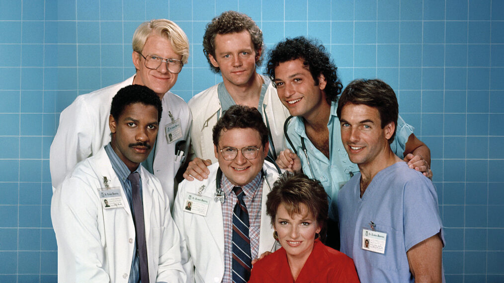 ST. ELSEWHERE, (top row, from left): Ed Begley Jr., David Morse, Howie Mandel, (middle): Denzel Washington, Stephen Furst, Mark Harmon, (bottom): Sagan Lewis, (1985), 1982-88.