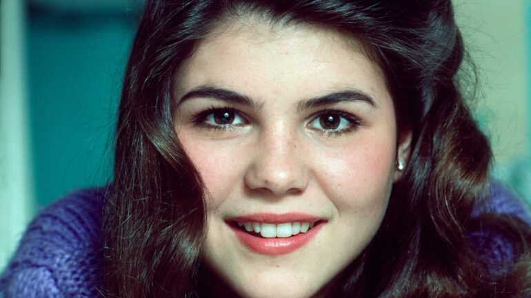 17-year-old Lori Loughlin at her home in Hauppauge, Long Island, 1982. photo: Dorothy Tanous / TV Guide / courtesy Everett Collection