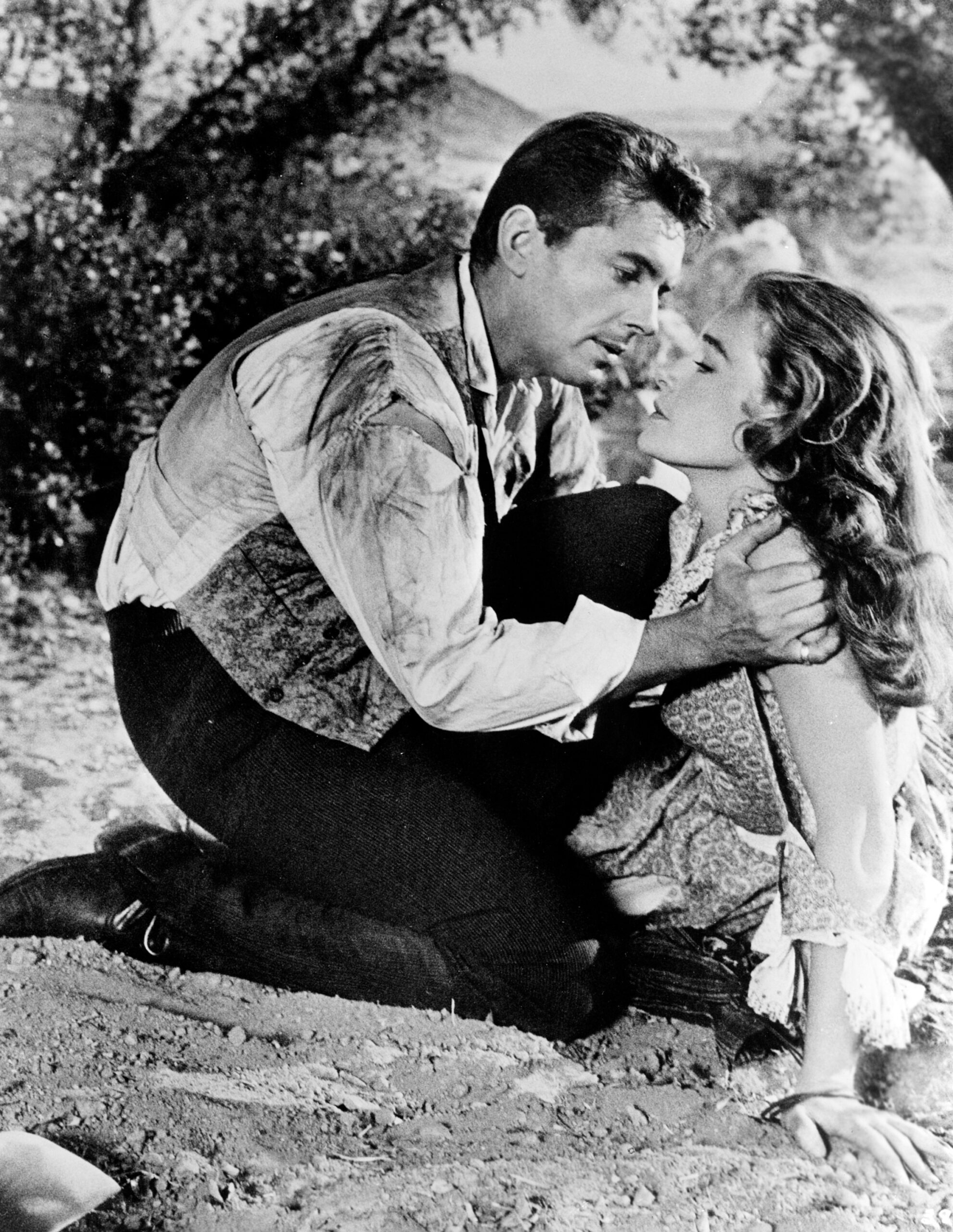 MAVERICK, from left: Jack Kelly, Diane Brewster, 'The Savage Hills', (Season 1, ep. 120 aired February 9, 1958), 1957-1962