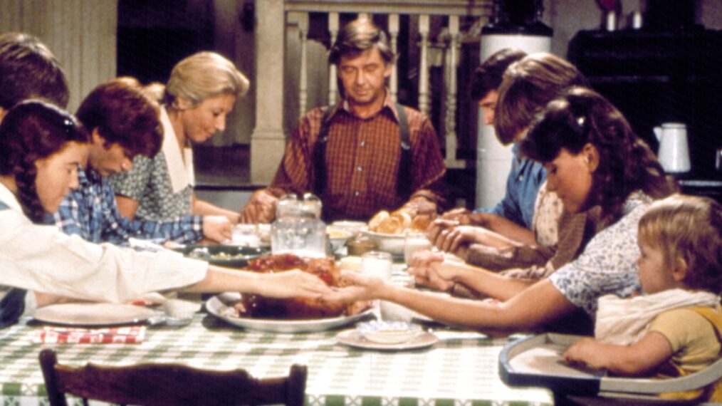 THE WALTONS, Kami Cotler, David W.Harper, Eric Scott, Michael Learned, Ralph Waite, Mary Beth McDonough, etc, 1972-82.