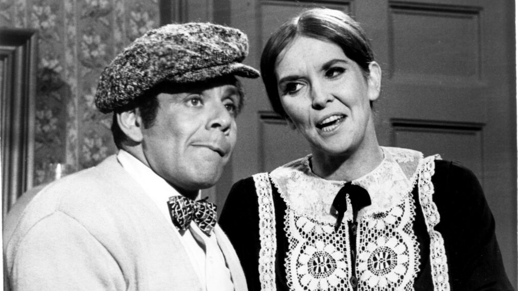 THE SUMMER SMOTHERS BROTHERS SHOW, from left, Jerry Stiller, Anne Meara, aired August 18, 1968