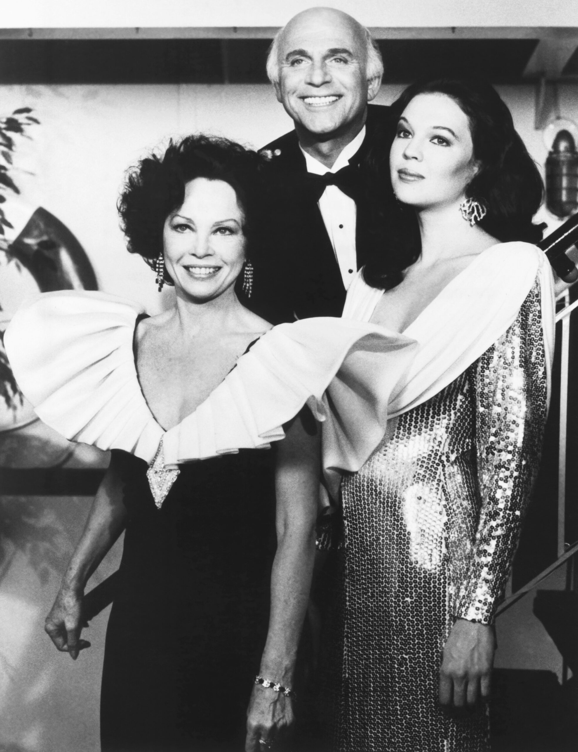 THE LOVE BOAT, from left: Leslie Caron, Gavin MacLeod, Jennifer Caron Hall, 'The Christmas Cruise,' ( season 10, episode 2, aired December 25, 1986), 1977-1987. 