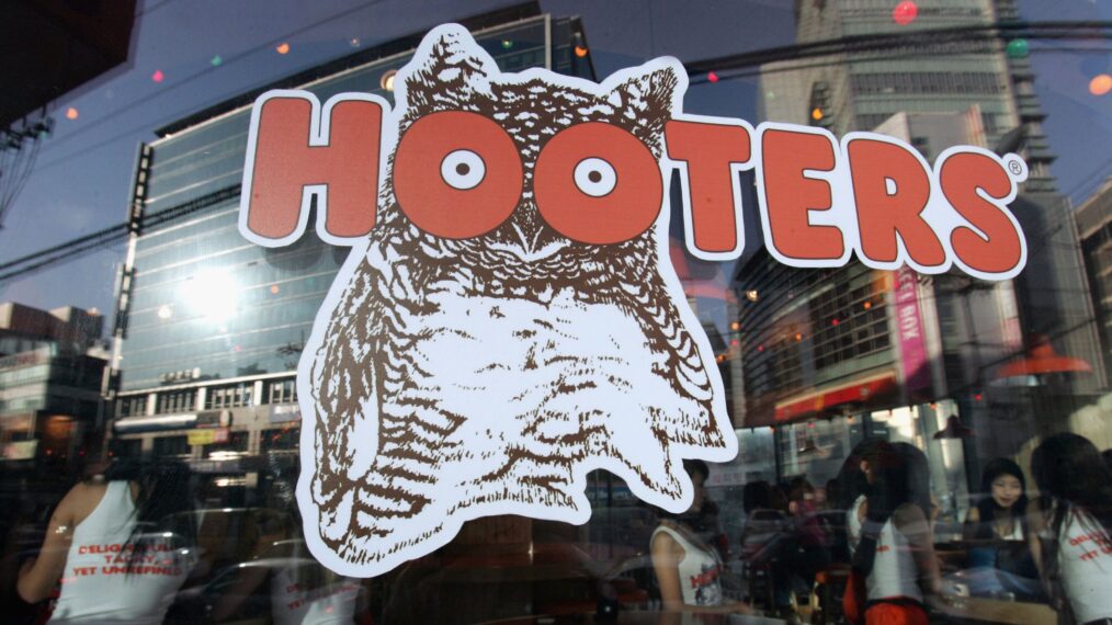 Hooters