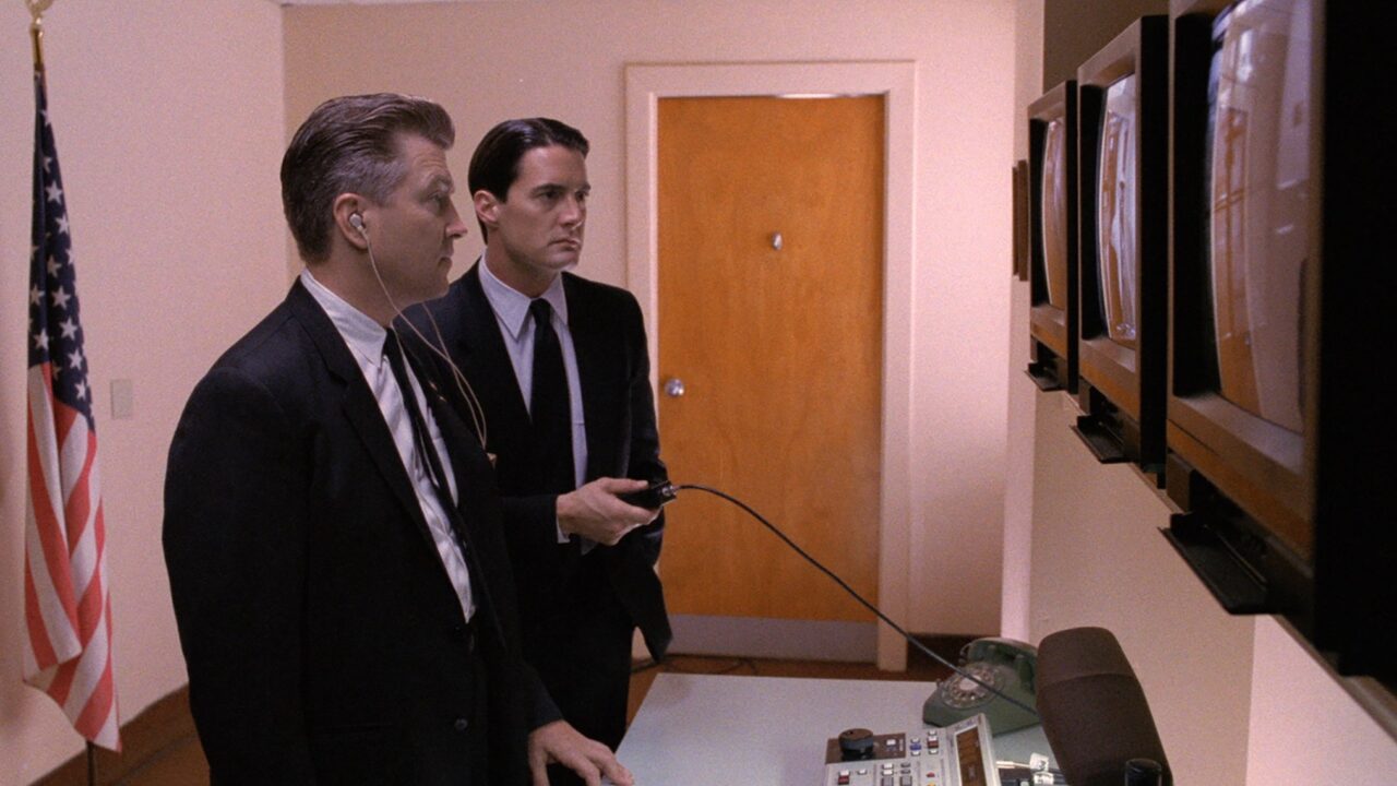 TWIN PEAKS: FIRE WALK WITH ME, from left: David Lynch, Kyle MacLachlan, 1992. © New Line Cinemas /Courtesy Everett Collection