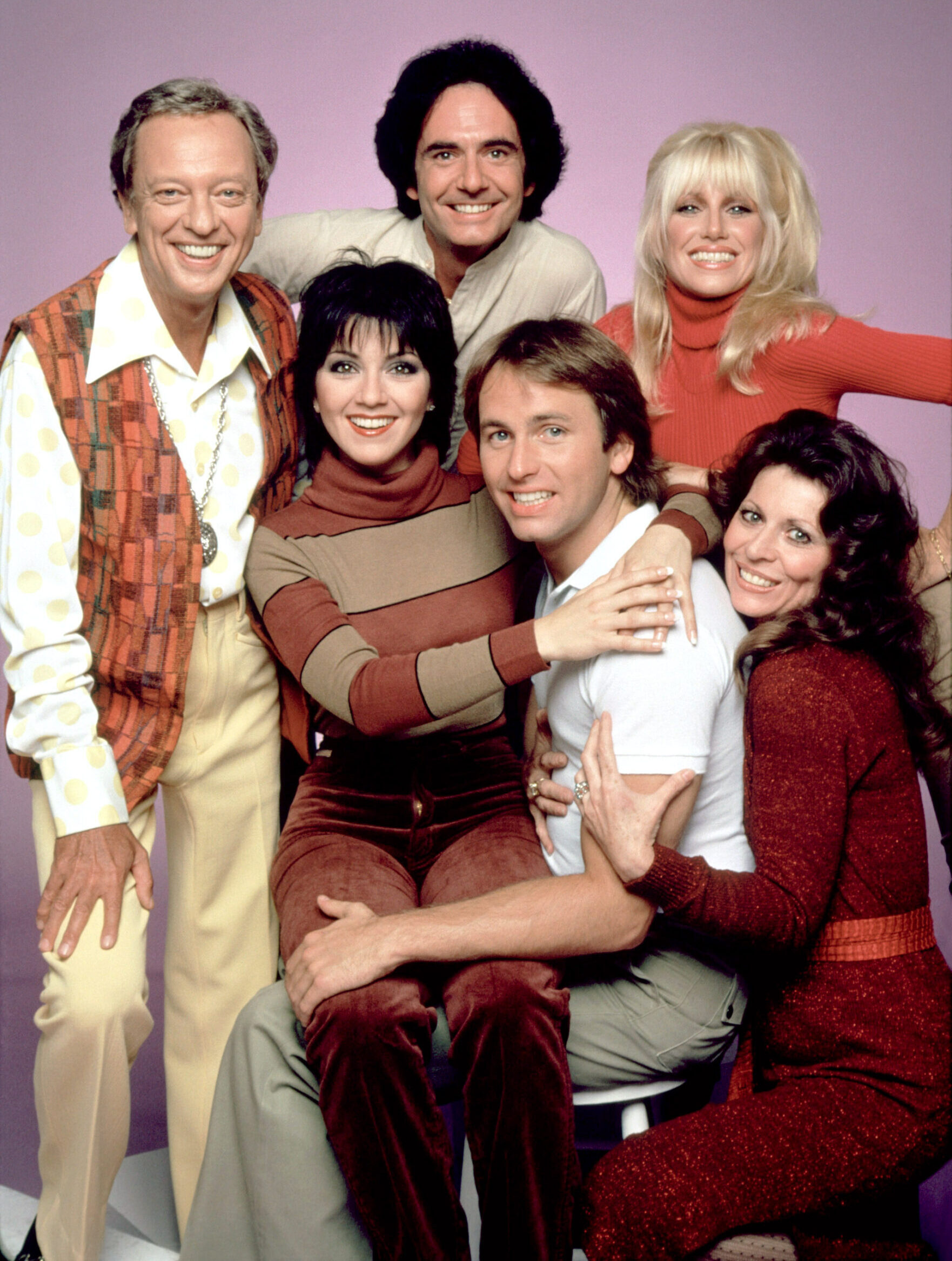 THREE'S COMPANY, (clockwise from top left): Don Knotts, Richard Kline, Suzanne Somers, Ann Wedgeworth, John Ritter, Joyce Dewitt, (Season 4), 1977-84