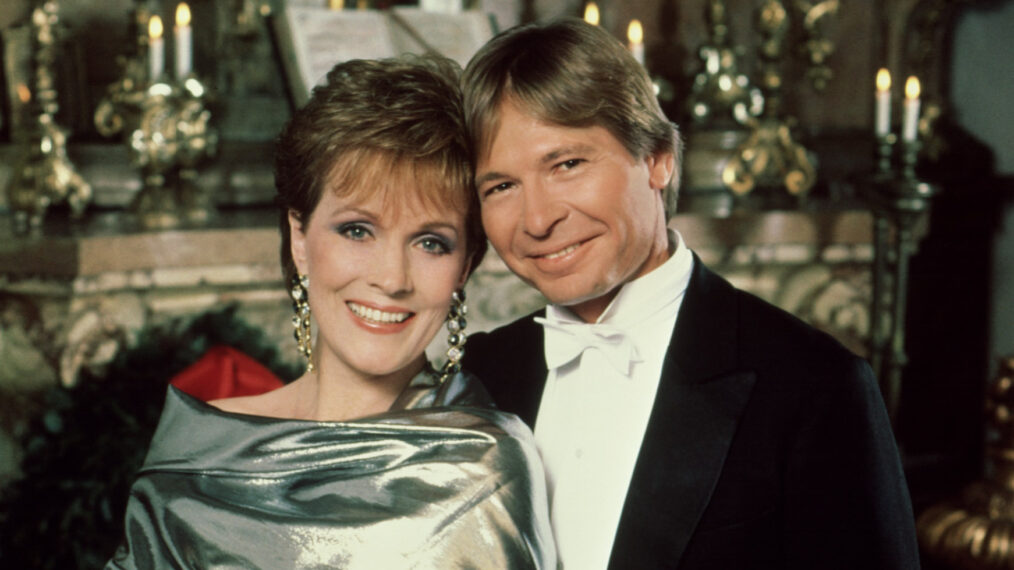 JULIE ANDREWS...THE SOUND OF CHRISTMAS, Julie Andrews, John Denver, 1987