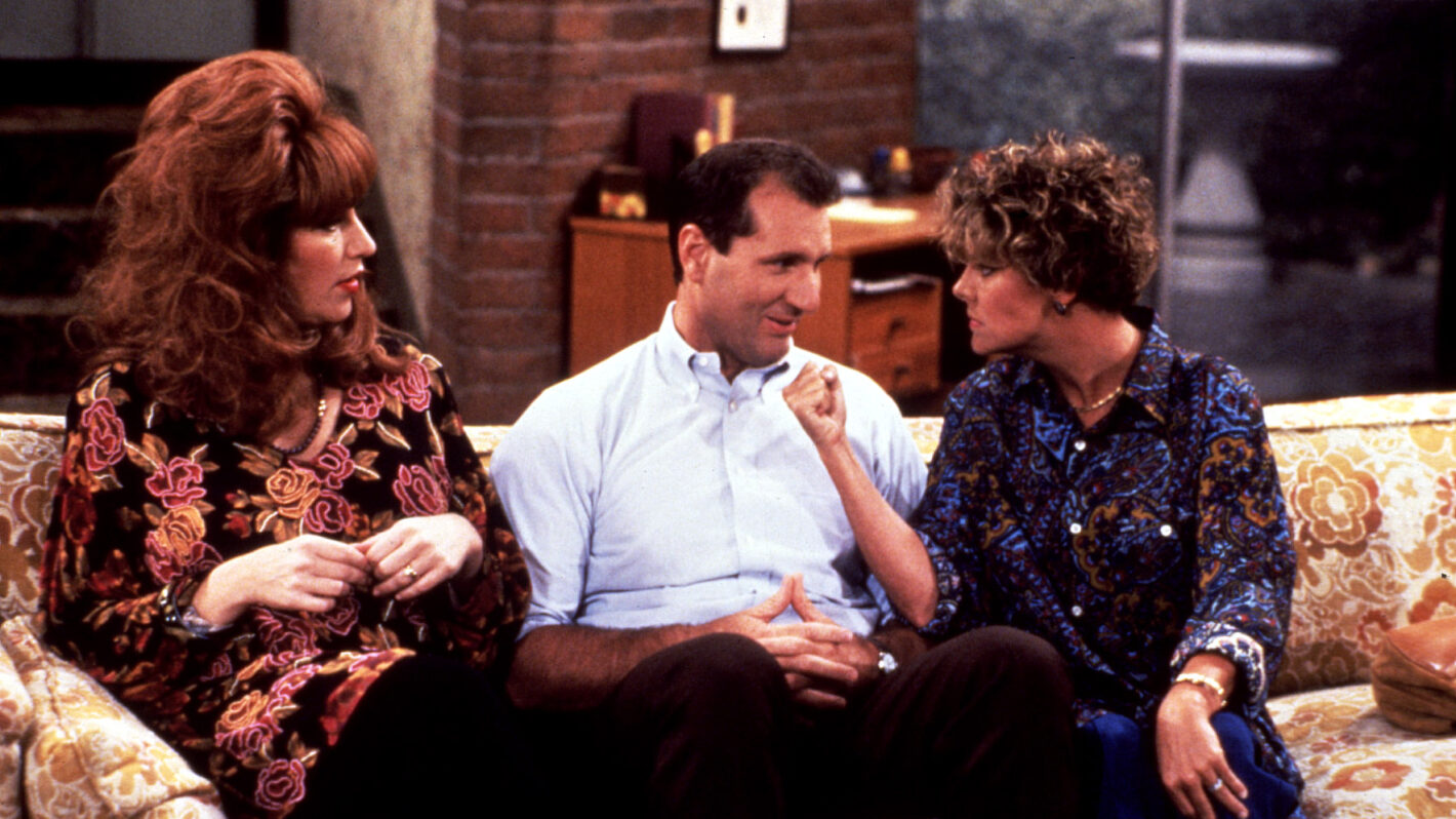 The Truth About the Feud Between ‘Married… With Children’ Stars Ed O’Neill and Amanda Bearse
