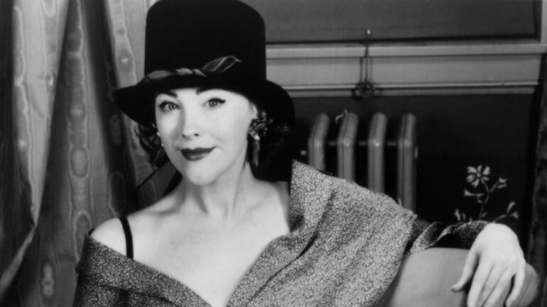 BEETLEJUICE, Catherine O'Hara, 1988.