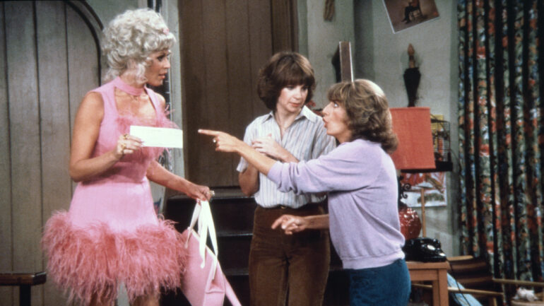 LAVERNE AND SHIRLEY, (from left): Leslie Easterbrook, Cindy Williams, Penny Marshall, 1976-1983