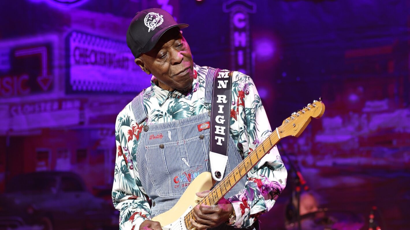 'Sinners' Star Announces Tour at Age 90