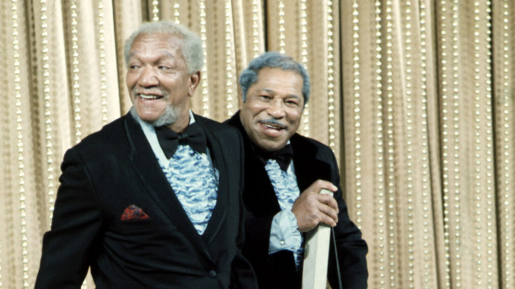 SANFORD AND SON, from left: Redd Foxx, Don Bexley in 'Sanford and Gong' (Season 6, Episode 13, aired December 17, 1976), 1972-77