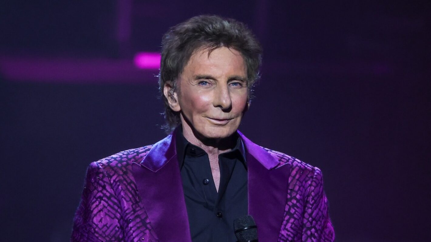 Barry Manilow, 82, Shares Health Update After Cancer Diagnosis & Surgery