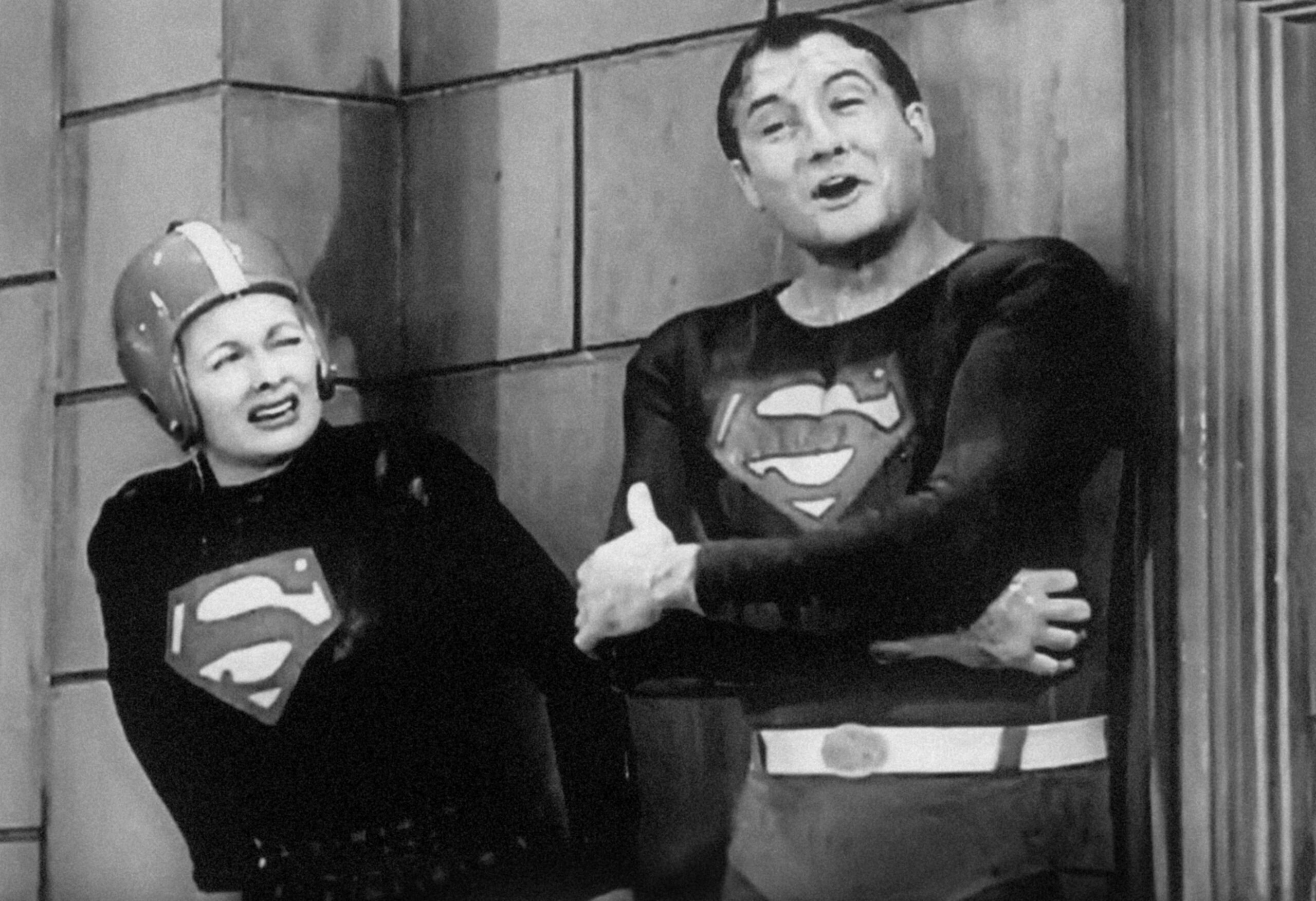 I LOVE LUCY, (from left): Lucille Ball, George Reeves, 'Lucy and Superman', (Season 6, aired January 14, 1957), 1951-57.