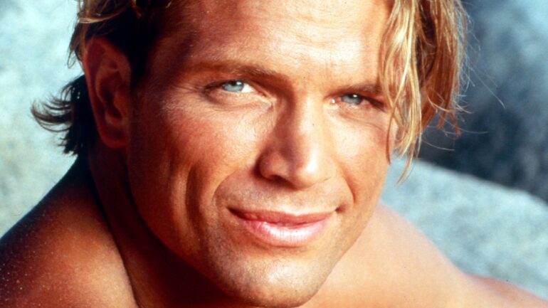 BAYWATCH, David Chokachi,