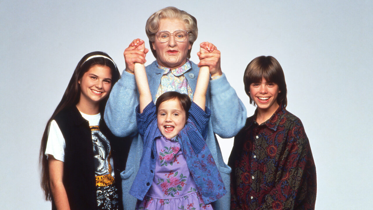 MRS. DOUBTFIRE, clockwise from top, Robin Williams, Matthew Lawrence, Mara Wilson, Lisa Jakub, 1993.