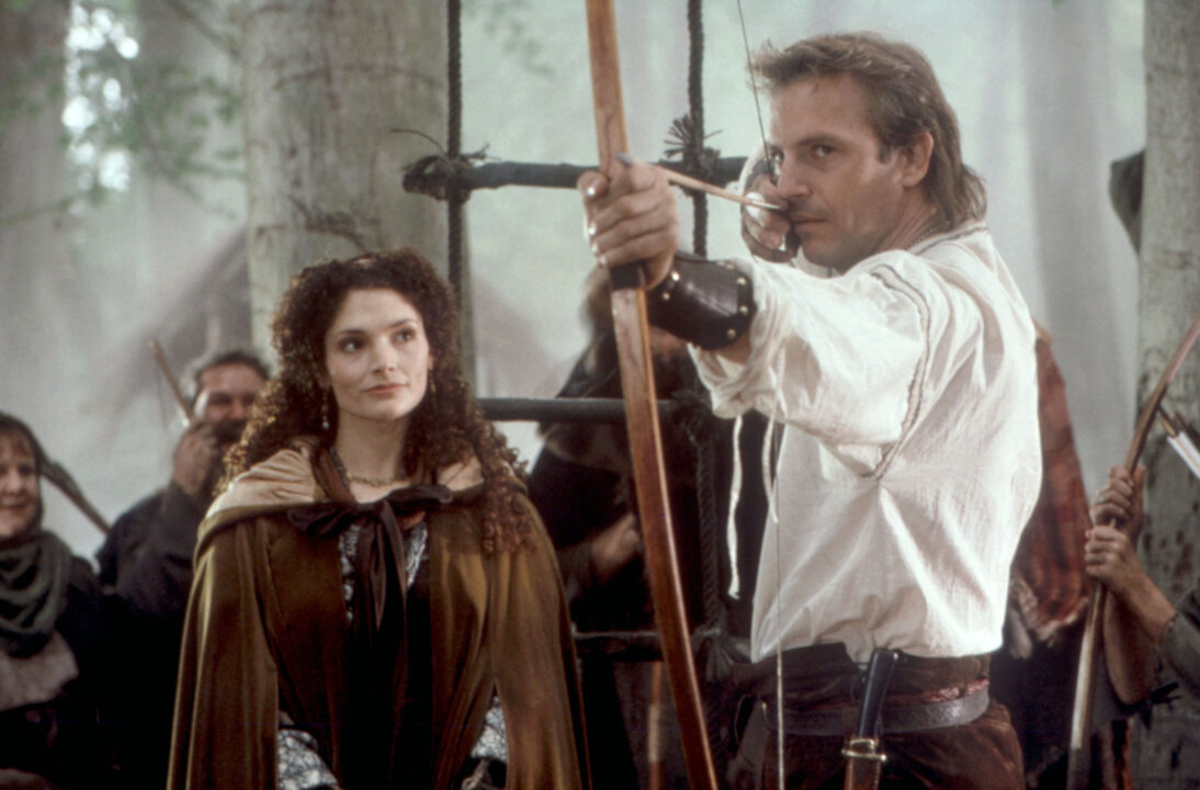 ROBIN HOOD: PRINCE OF THIEVES, Mary Elizabeth Mastrantonio, Kevin Costner, 1991. 
