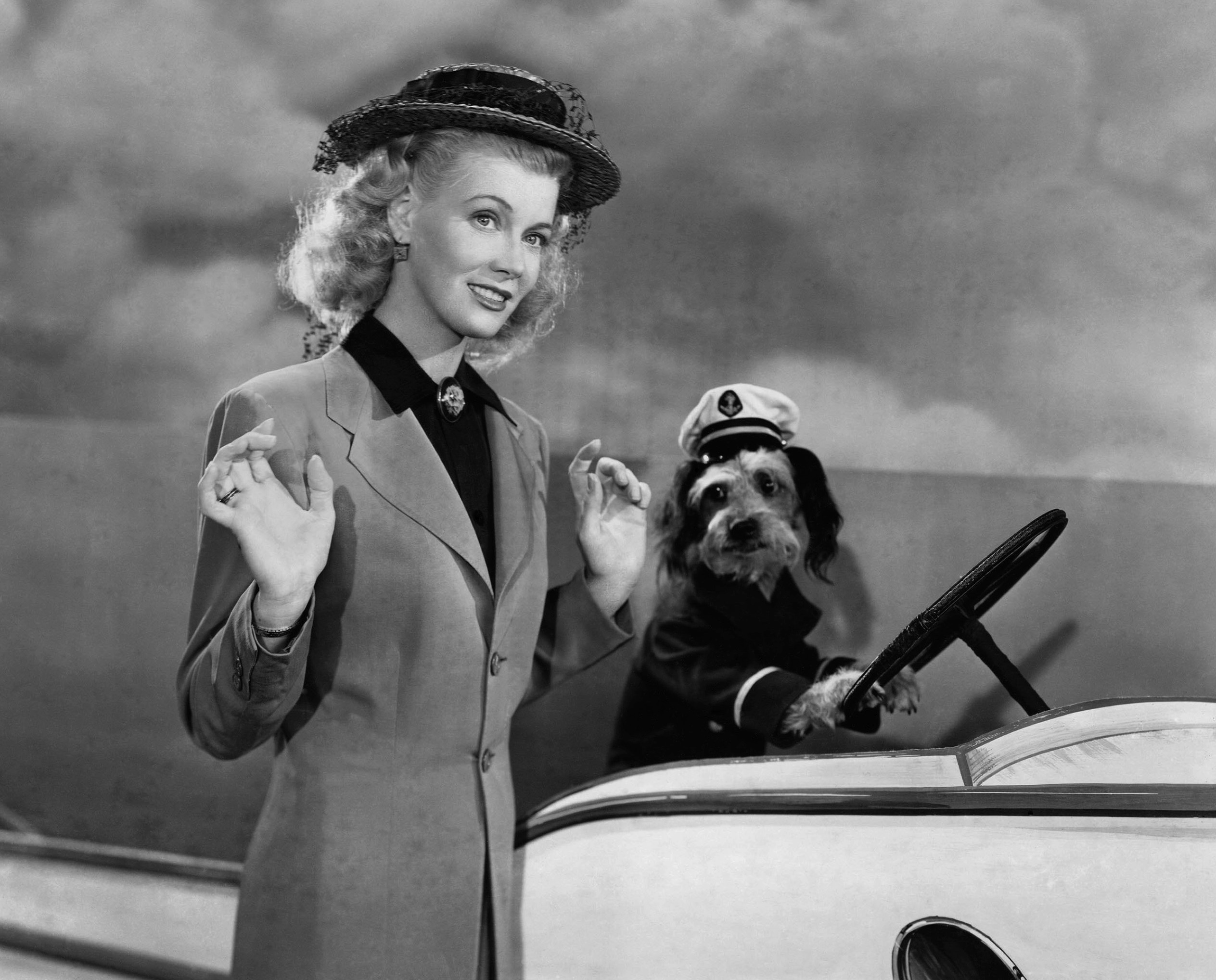 LIFE WITH BLONDIE, Penny Singleton, Daisy, 1945