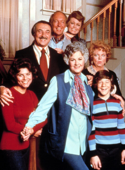 MAUDE, Adrienne Barbeau, Bill Macy, Conrad Bain, Rue McClanahan, Bea Arthur, Hermione Baddeley, Brian Morrison, 1972-78
