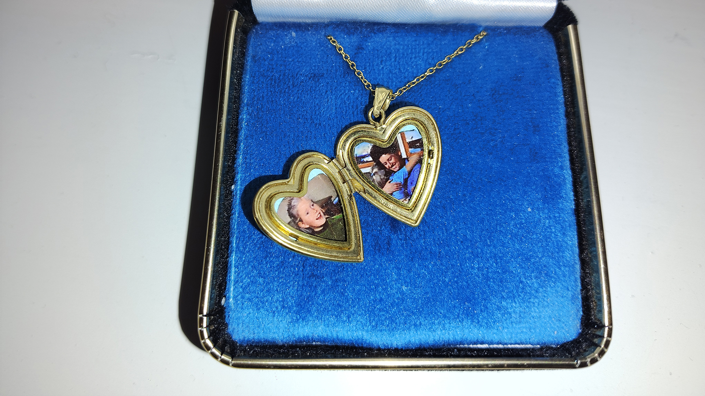 Brady Bunch House Easter Egg Jans Locket