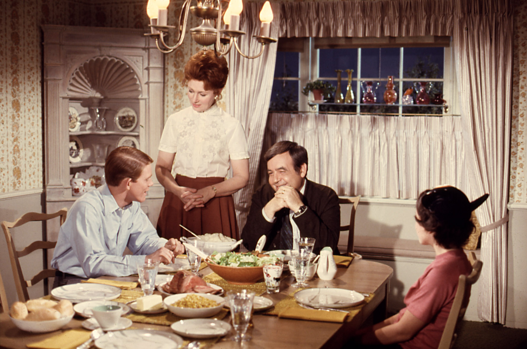 HAPPY DAYS, Ron Howard, Marion Ross, Tom Bosley, Erin Moran, 1974-1984