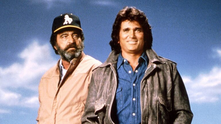 HIGHWAY TO HEAVEN, (from left): Victor French, Michael Landon, 1984-89. © NBC / Courtesy: Everett Collection