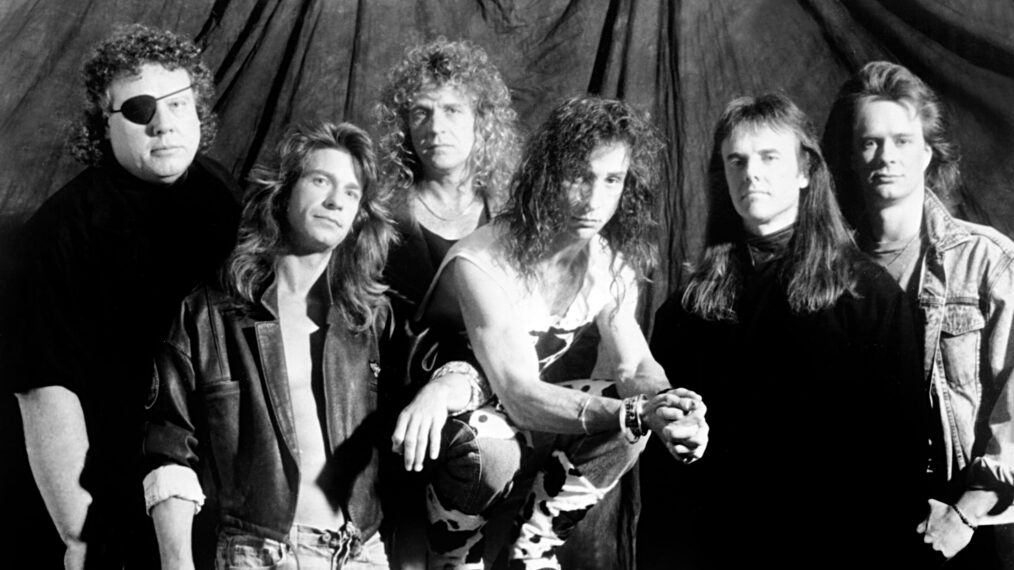 Kansas, l-r: Rich Williams, David Ragsdale, Billy Greer, Steve Walsh, Phil Ehart, Greg Robert, ca. 1980s