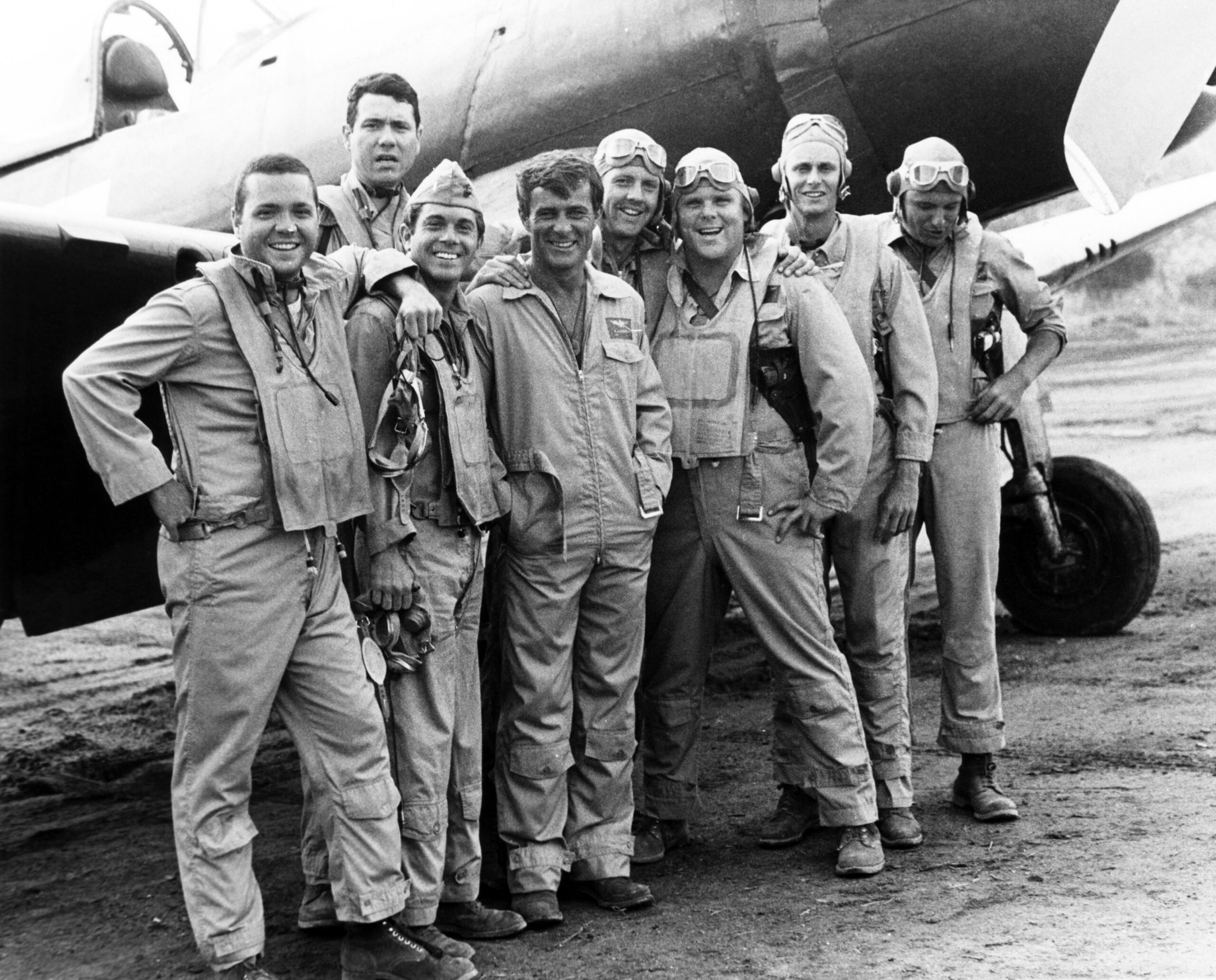 BAA BAA BLACK SHEEP, (aka BLACK SHEEP SQUADRON), from left: Jeff McKay, John Larroquette (rear), Larry Manetti, Robert Conrad, Robert Ginty, Dirk Blocker, W.K. Stratton, James Whitmore Jr., 1976-1978, 