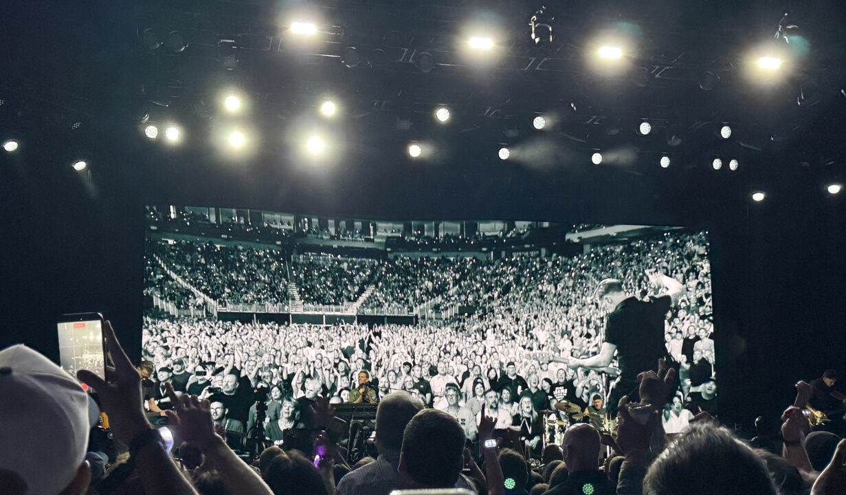 Bryan Adams concert 2026, Milwaukee