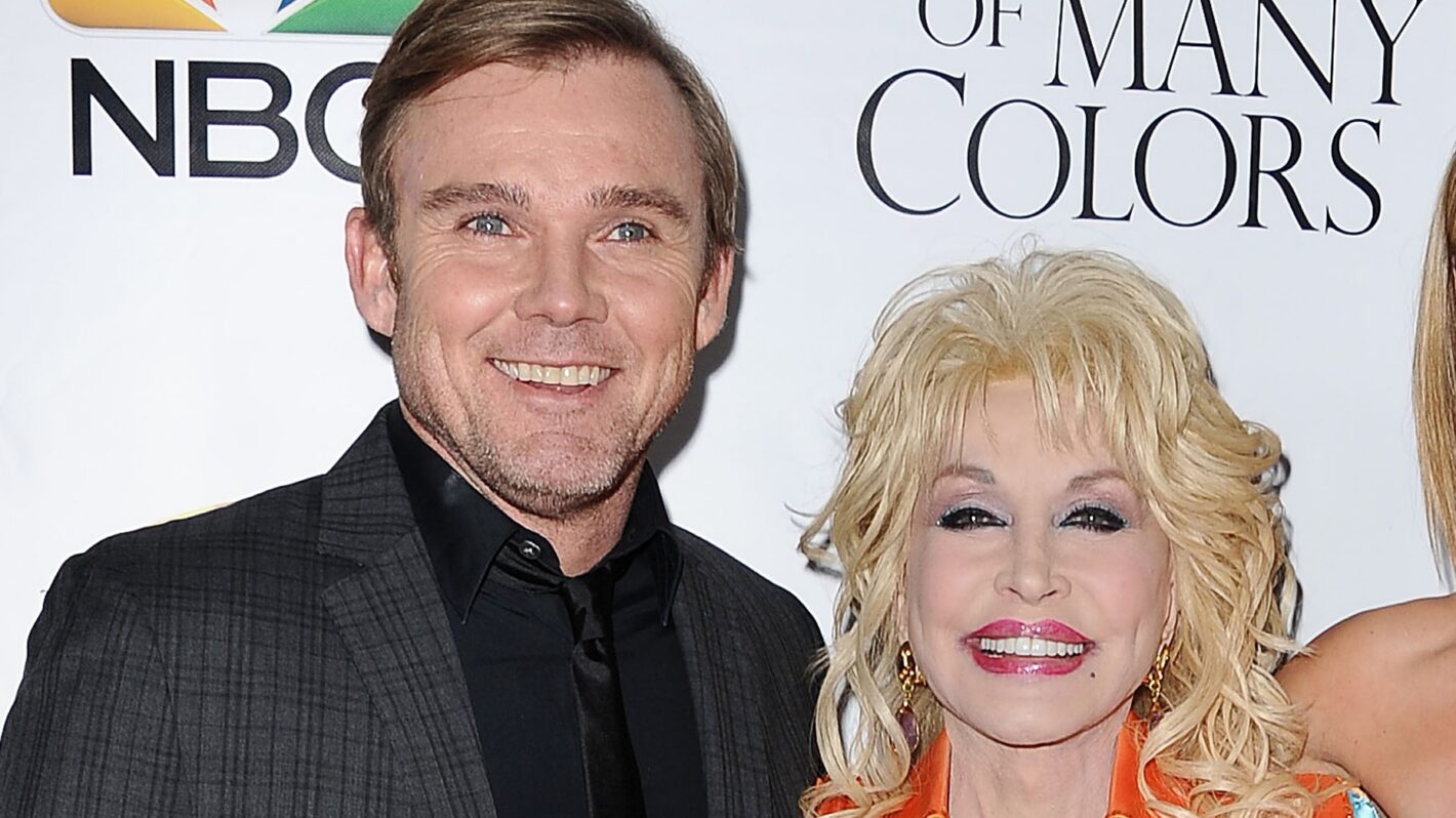 ‘NYPD Blue’ Star Ricky Schroder’s Dolly Parton Tribute Ignites Backlash