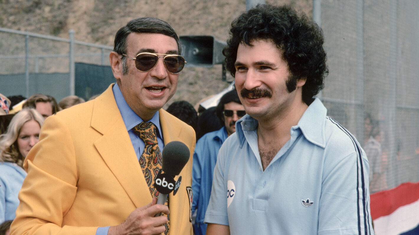 UNITED STATES - NOVEMBER 12: BATTLE OF THE NETWORK STARS - 1976 - Howard Cosell and Gabriel Kaplan from 