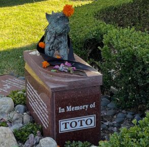 Toto memorial at Hollywood Forever