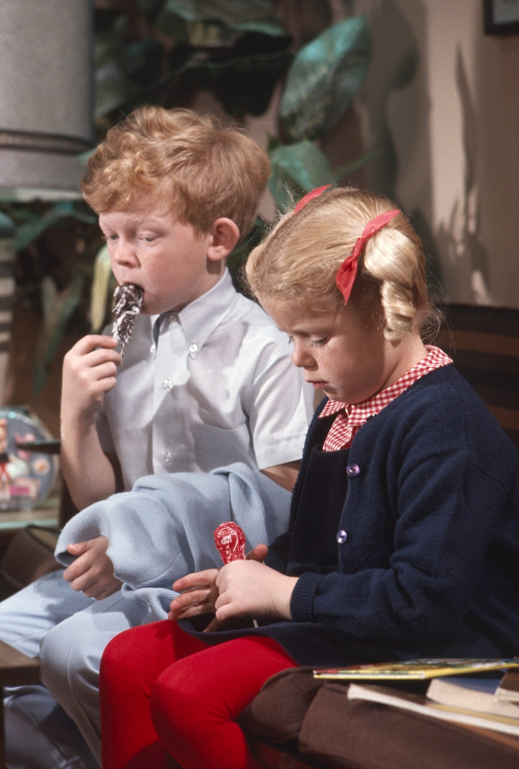 FAMILY AFFAIR, from left, Johnny Whitaker, Anissa Jones, on-set, 1966-71 (1967 photo).