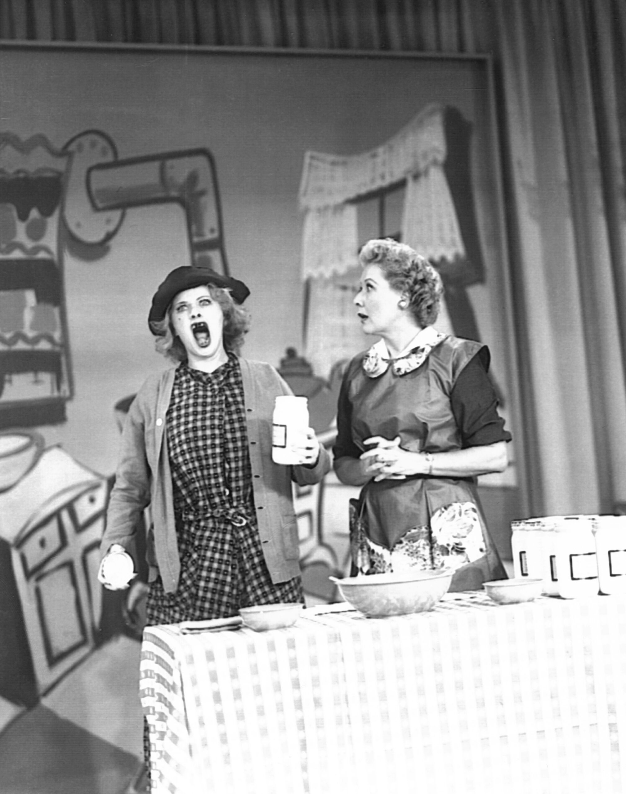 I LOVE LUCY, from left: Lucille Ball, Vivian Vance, 'The Million Dollar Idea', (Season 3, ep. 313, aired Jan. 11, 1954), 1951-57