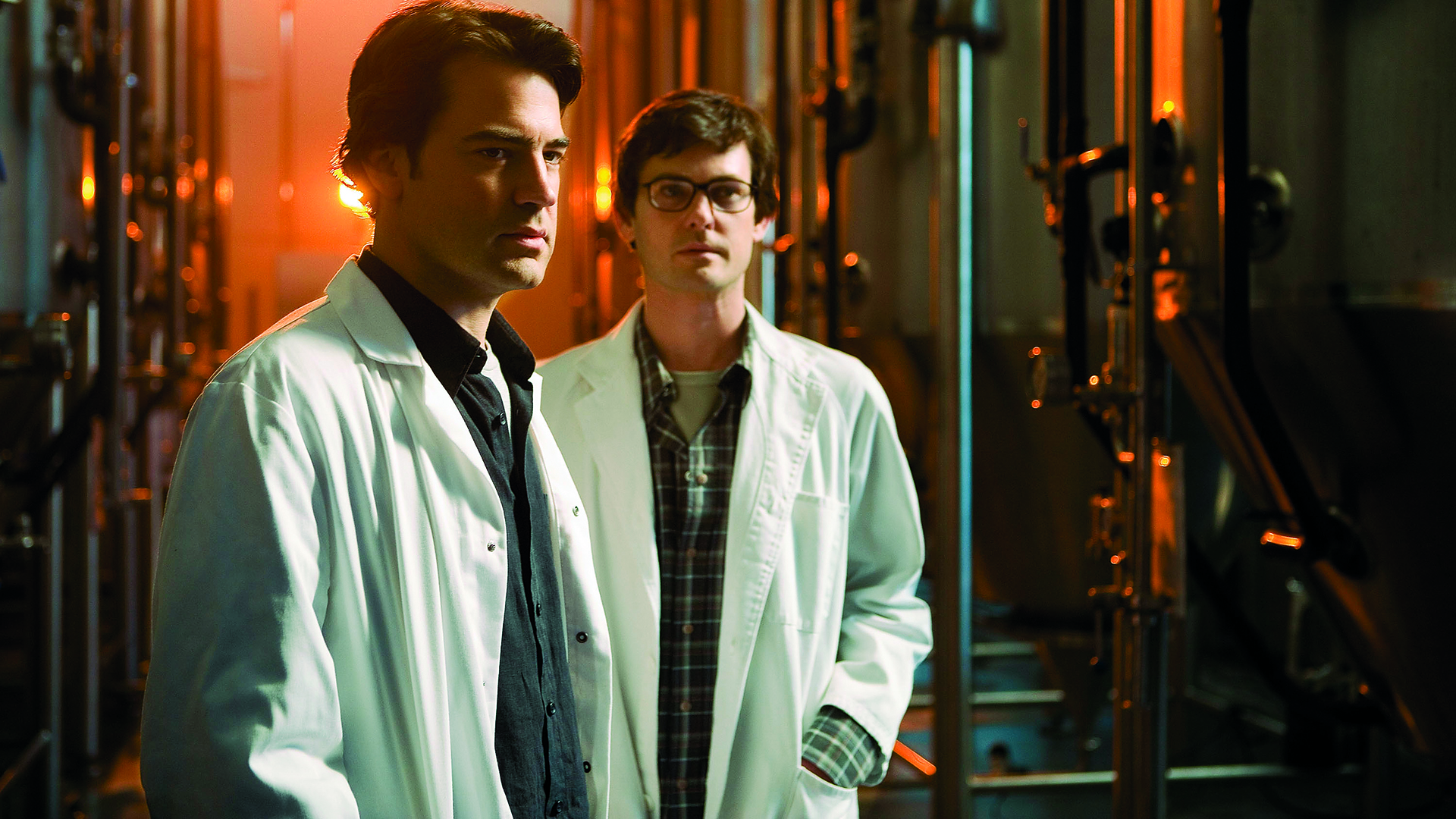 Ron Livingston and Henry Thomas in Nightmares and Dreamscapes: The End of the Whole Mess on TNT.